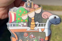 One-Piece-Shaker-Charm